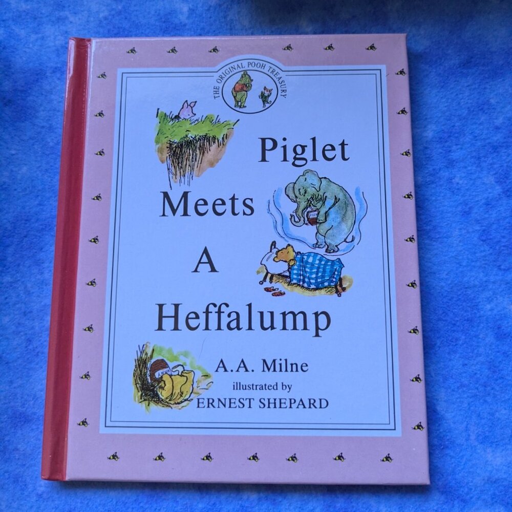 2 Original Winnie-the-Pooh Treasuries - Picture 6 of 9